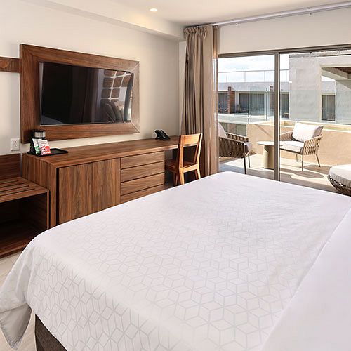 PAQUETE DE HOTEL PULSE OF GAIA HOLIDAY INN: 8 al 10 de Enero - Nivel 1